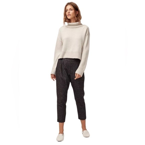 Aritzia Babaton Cohen Pant- Cropped Wool Blend Pleated Dress Pants - Picture 2 of 14